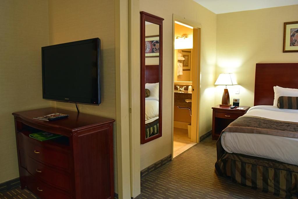 Wingate By Wyndham Manhattan Midtown ニューヨーク エクステリア 写真