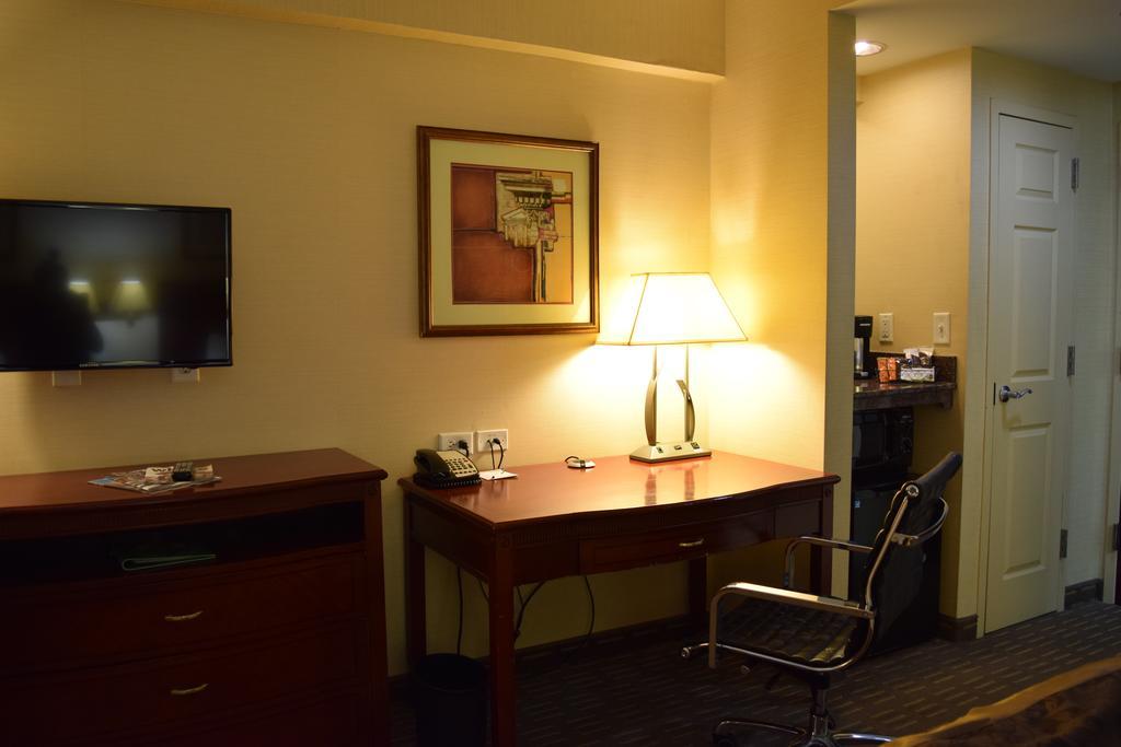 Wingate By Wyndham Manhattan Midtown ニューヨーク エクステリア 写真