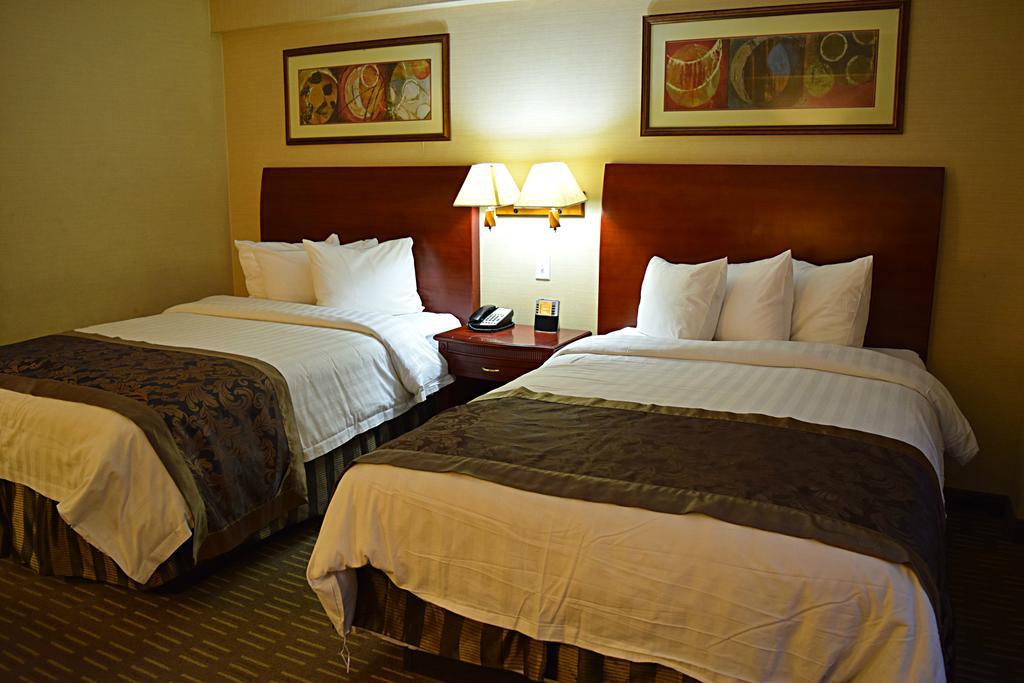 Wingate By Wyndham Manhattan Midtown ニューヨーク エクステリア 写真