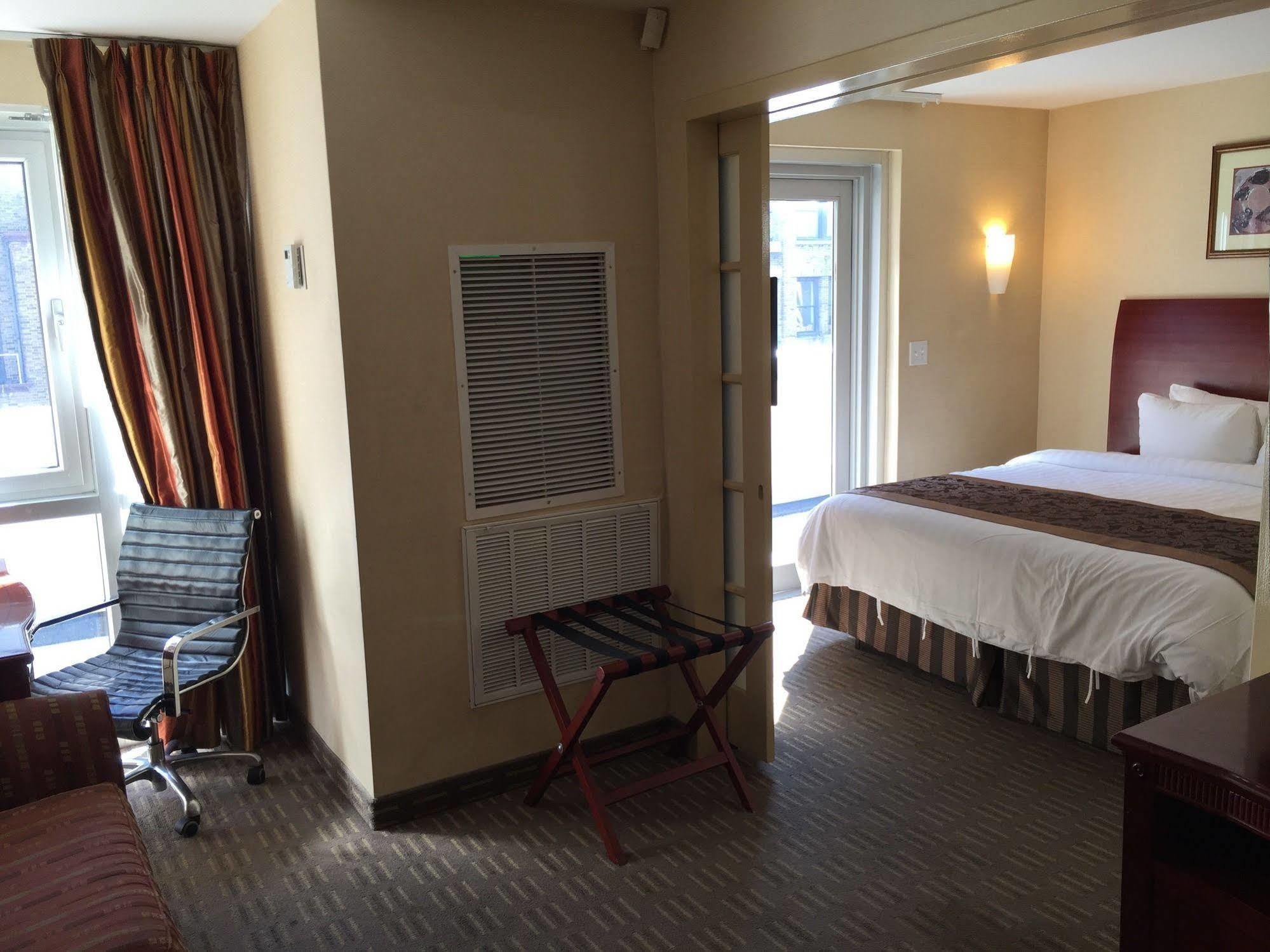 Wingate By Wyndham Manhattan Midtown ニューヨーク エクステリア 写真